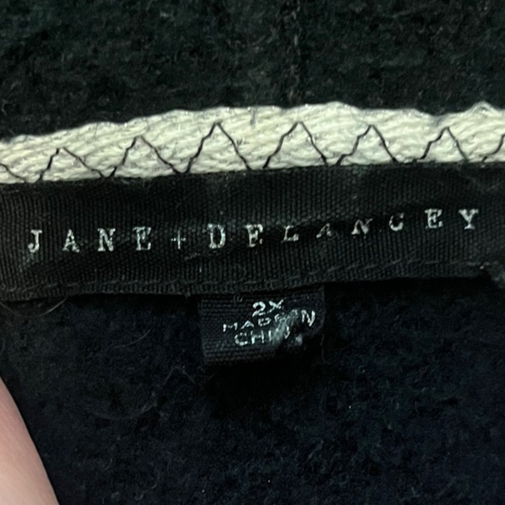 Jane and Delancey Black Hoodie with Heart Design - Picture 2 of 3